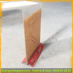 Kệ menu mica đế tam giác rời giá rẻ