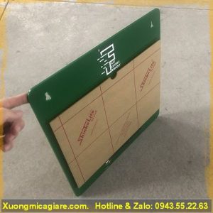 Hộp mica checklist treo tường