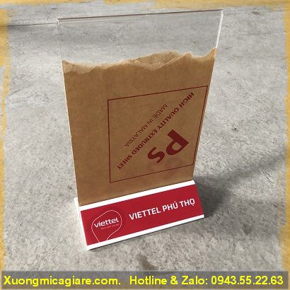Kệ menu mica a5 đế tam giác