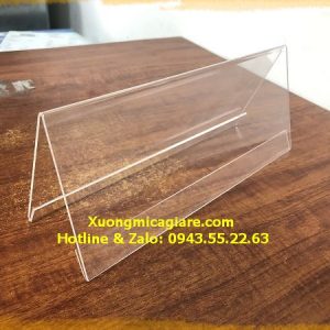 biển chức danh mica chữ a