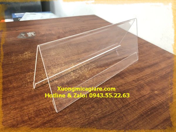 biển chức danh mica chữ a