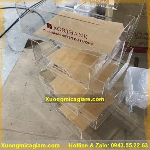 Làm khay mica để tài liệu theo yêu cầu