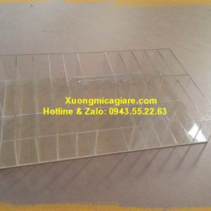 Mẫu khay mica nhiều ngăn đựng tài liệu theo yêu cầu