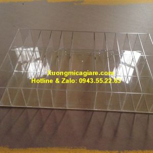 Khay mica đựng sản phẩm nhiều ngăn giá rẻ