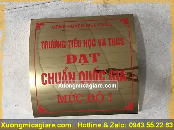 Biển công ty inox ăn mòn