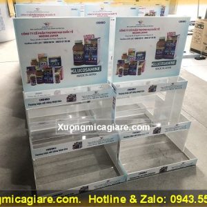 kệ mica trưng bày dược phẩm
