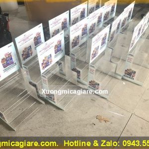 kệ mica trưng bày thuốc