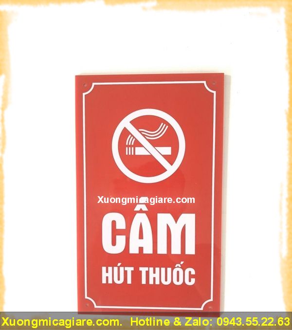 Mẫu biển mica cấm hút thuốc