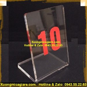 Thẻ số bàn bằng mica trong