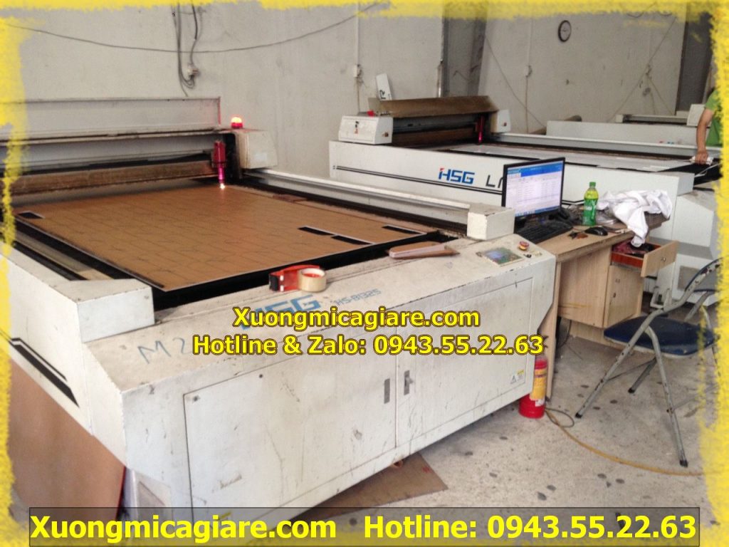 Cắt chữ mica theo yêu cầu giá rẻ tại hà nội