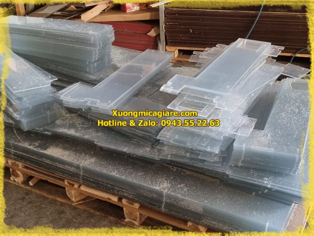 Cắt mica bằng máy cnc theo yêu cầu giá rẻ