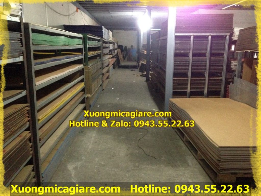 xưởng gia công cắt mica giá rẻ