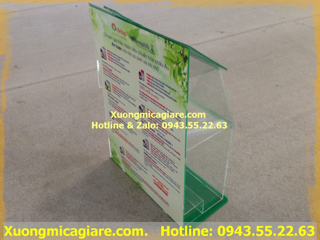 tủ mica trưng bày sản phẩm (4)