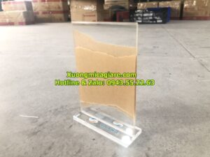 Mẫu standee a5 để bàn giá rẻ