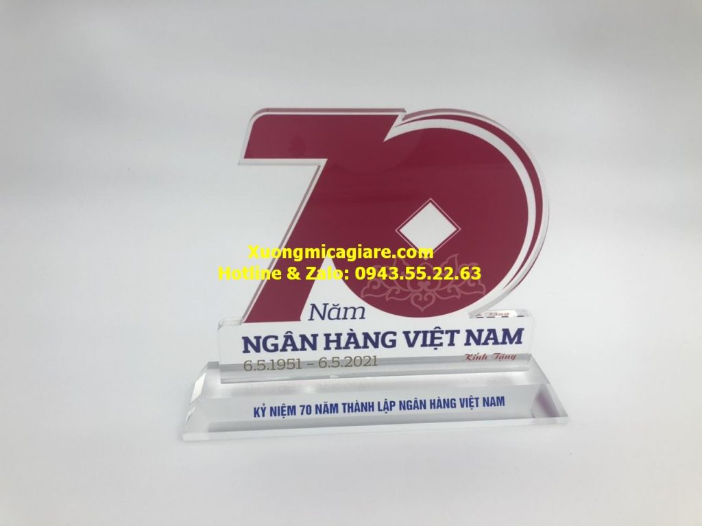 kỷ niệm chương mica 70 năm theo yêu cầu