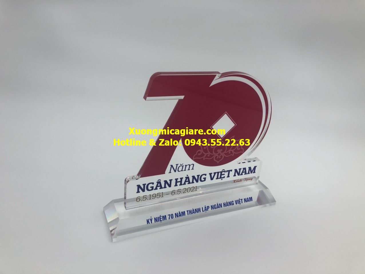 ky-niem-chuong-mica-70-nam (3)_result biểu trưng mica 70 năm giá rẻ